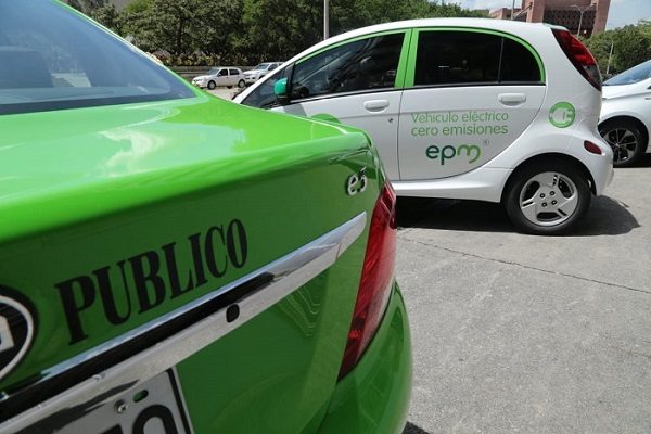 imagen taxis electricos